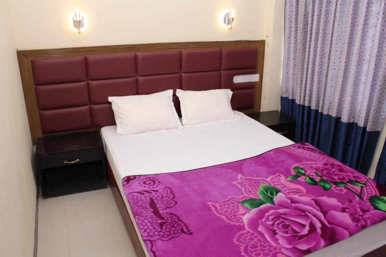Hotel Night Heaven Bāndarban 外观 照片