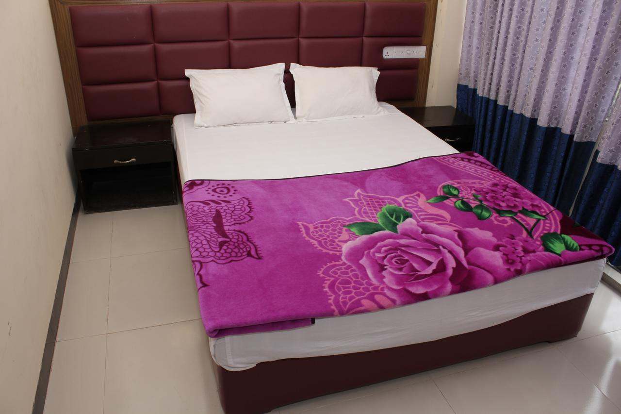 Hotel Night Heaven Bāndarban 外观 照片