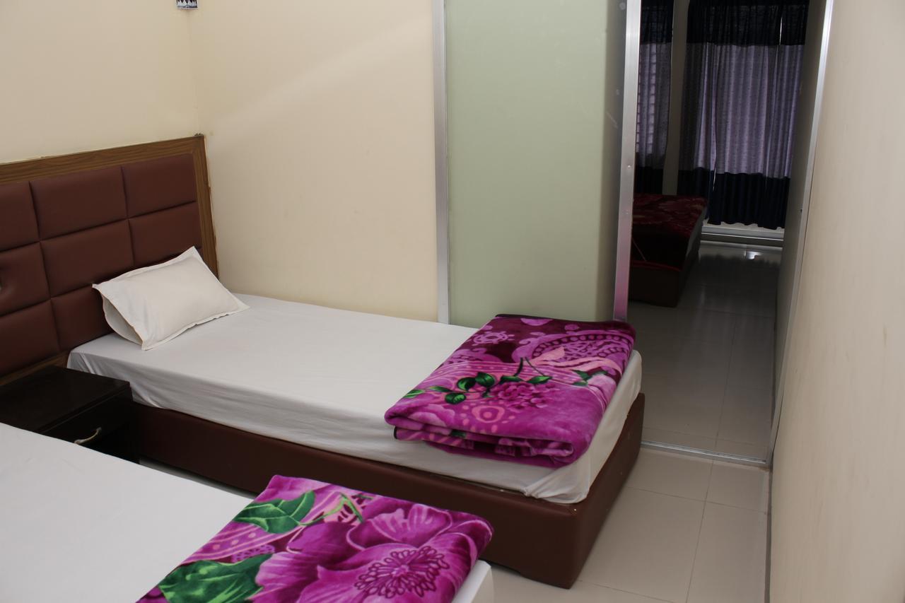 Hotel Night Heaven Bāndarban 外观 照片