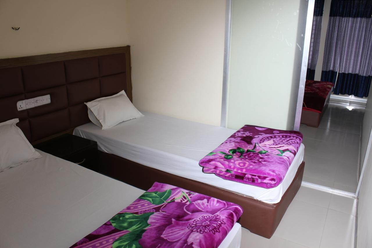 Hotel Night Heaven Bāndarban 外观 照片